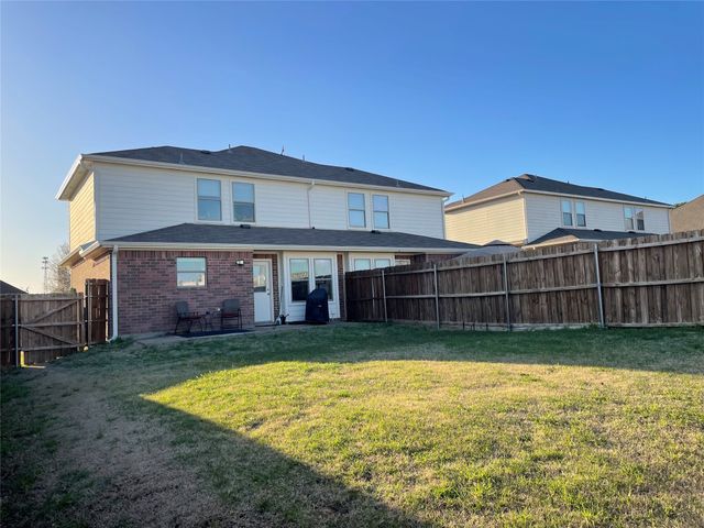233 Irick Court, Aubrey, TX 76227