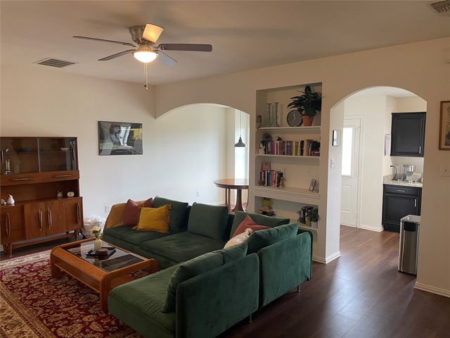 233 Irick Court, Aubrey, TX 76227