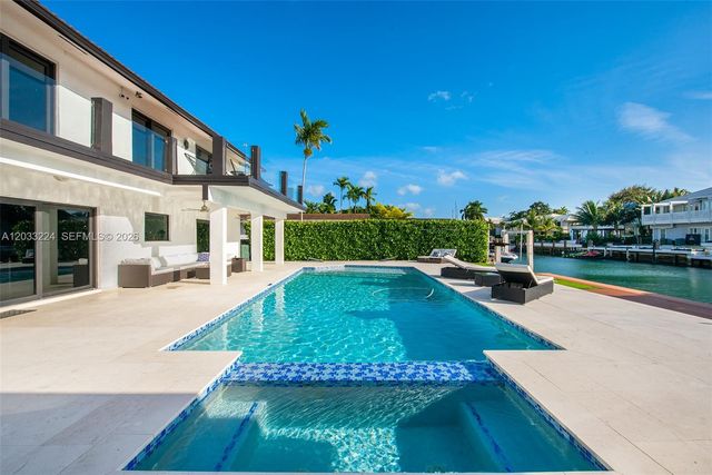 1942 NE 119th Road, North Miami, FL 33181