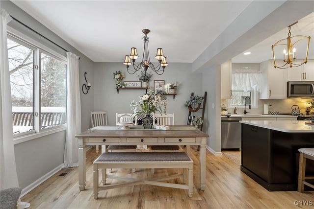 3222 Holly Ridge, Lysander, NY 13027