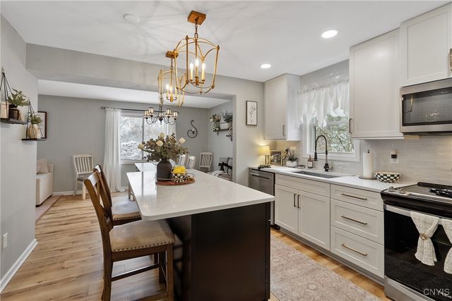 3222 Holly Ridge, Lysander, NY 13027