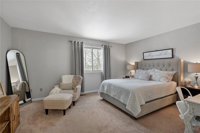 3222 Holly Ridge, Lysander, NY 13027