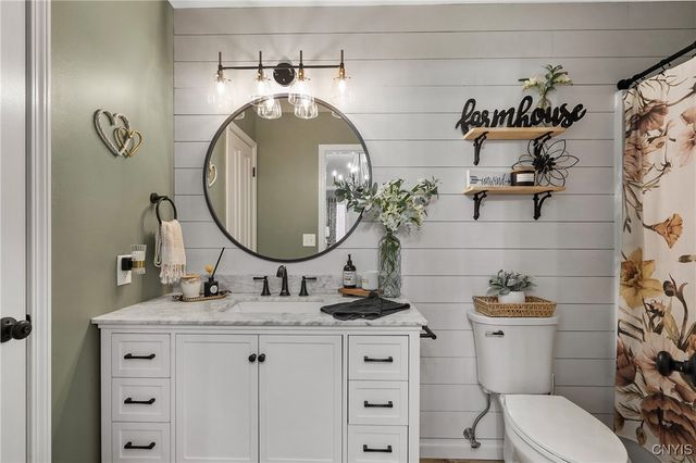 3222 Holly Ridge, Lysander, NY 13027