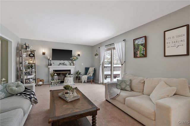 3222 Holly Ridge, Lysander, NY 13027