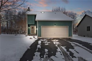 3222 Holly Ridge, Lysander, NY 13027