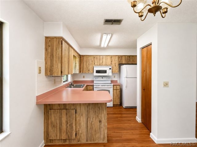 3565 E Perry Street, Inverness, FL 34453
