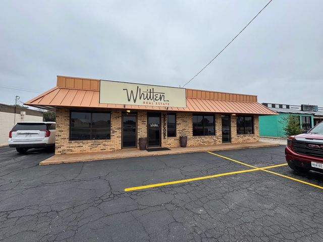 2303 S Danville Dr Drive, Abilene, TX 79605