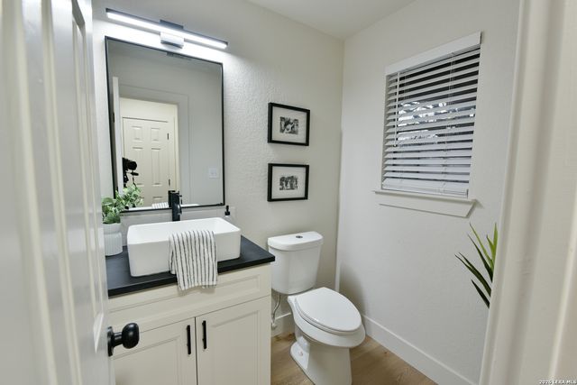 202 Agency Oaks, San Antonio, TX 78249