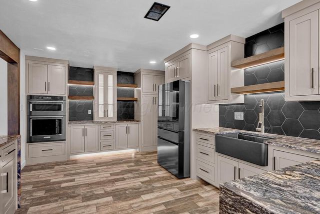 6117 Gainsborough Road, Amarillo, TX 79106