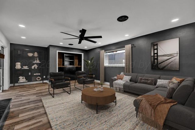 6117 Gainsborough Road, Amarillo, TX 79106