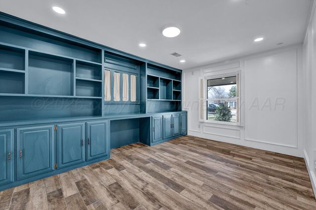 6117 Gainsborough Road, Amarillo, TX 79106