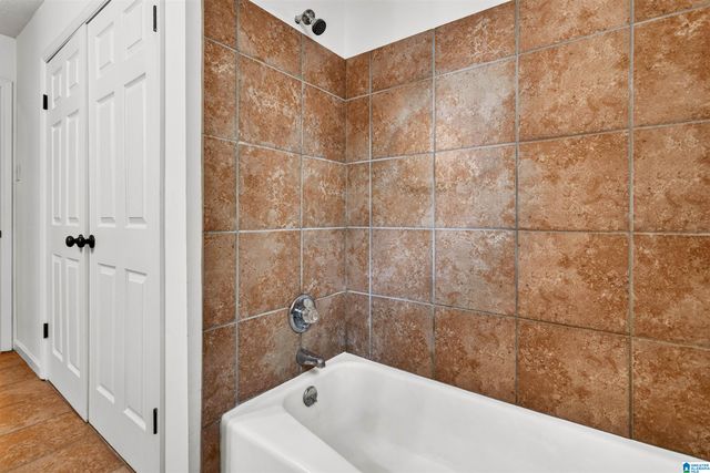 213 WIND VIEW TRACE, Irondale, AL 35210