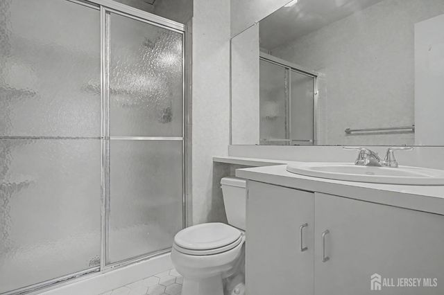 242 Bromley Place, East Brunswick, NJ 08816