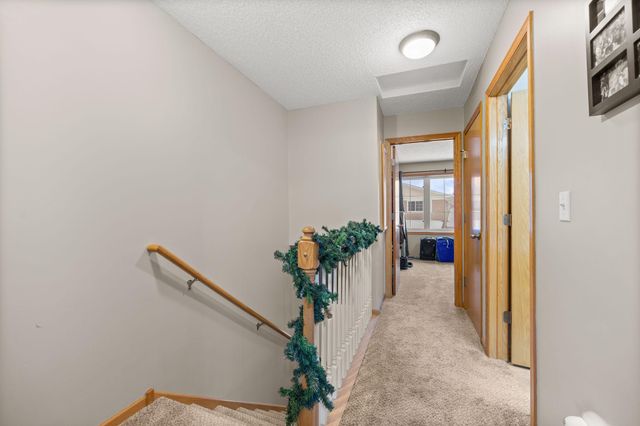 942 Crossings Way, Delano, MN 55328