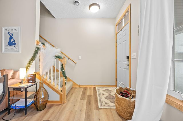 942 Crossings Way, Delano, MN 55328