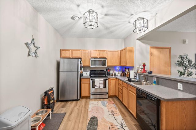 942 Crossings Way, Delano, MN 55328