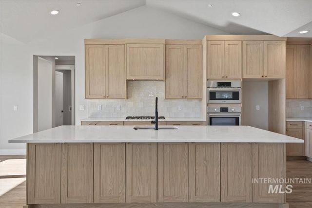 15319 Rhodes Ct, Caldwell, ID 83607