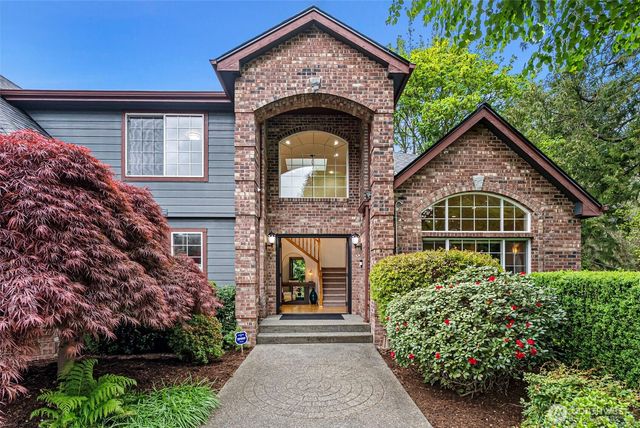 2121 90th Street E, Tacoma, WA 98445