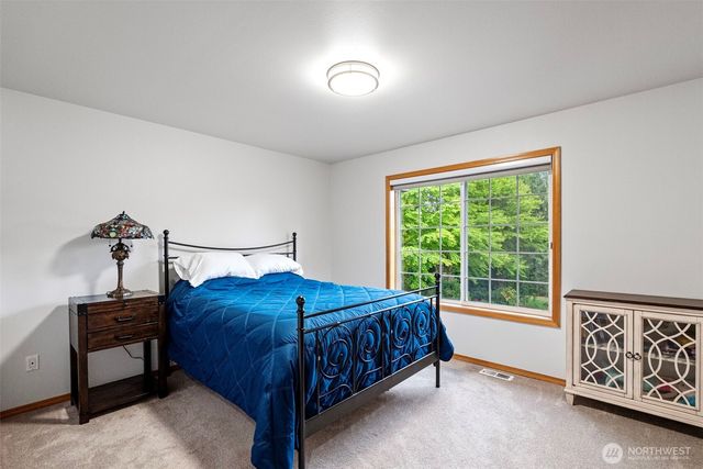 2121 90th Street E, Tacoma, WA 98445