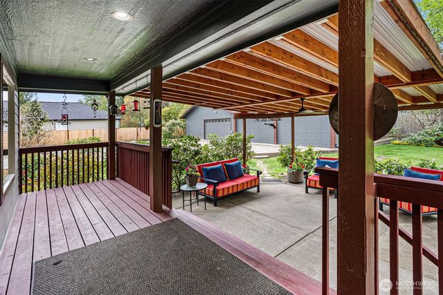 2121 90th Street E, Tacoma, WA 98445