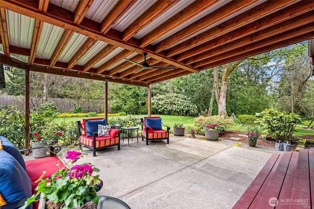 2121 90th Street E, Tacoma, WA 98445