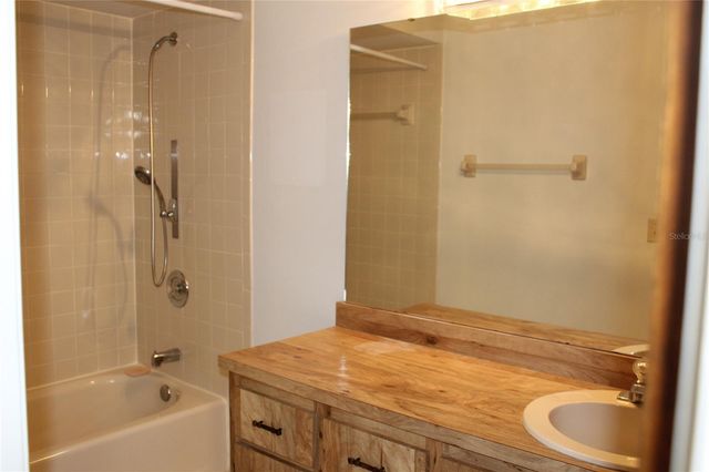 1638 LAMPLIGHTER WAY, Orlando, FL 32818