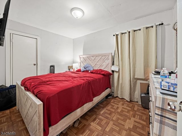 86 Pennington St, Paterson City, NJ 07501