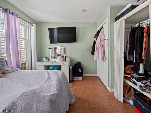 86 Pennington St, Paterson City, NJ 07501