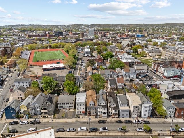 86 Pennington St, Paterson City, NJ 07501