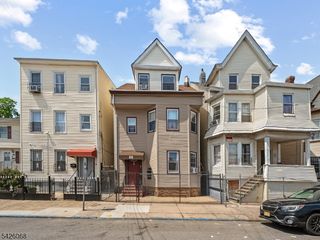86 Pennington St, Paterson City, NJ 07501