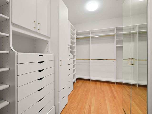 6070 Mazuela Dr., Oakland, CA 94611