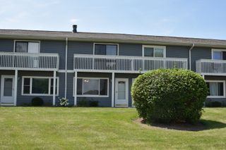 34228 N Birch Lane 27c, Gurnee, IL 60031