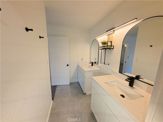 1000 Central 30, Riverside, CA 92507