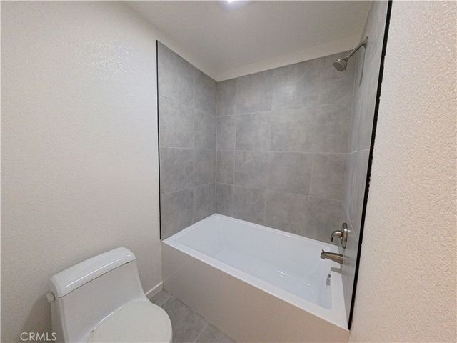 1000 Central 30, Riverside, CA 92507