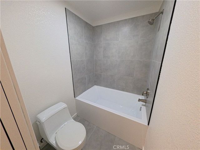 1000 Central 30, Riverside, CA 92507