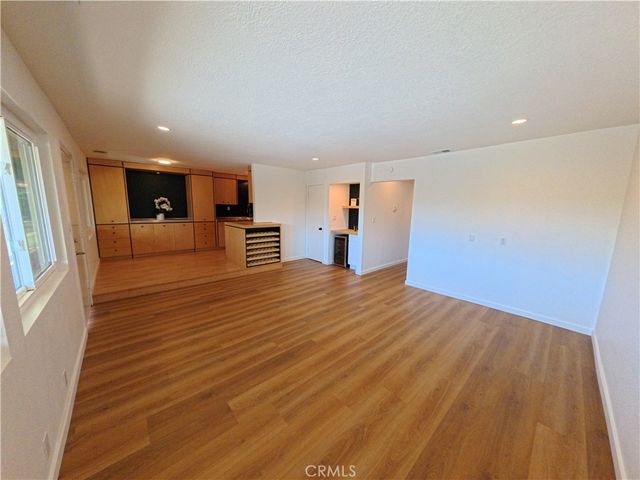 1000 Central 30, Riverside, CA 92507