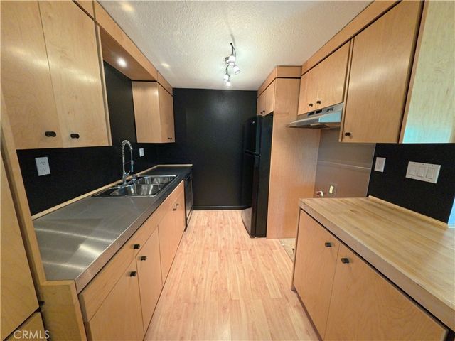 1000 Central 30, Riverside, CA 92507