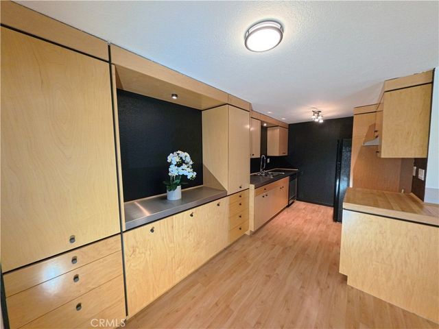 1000 Central 30, Riverside, CA 92507