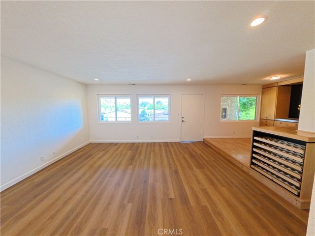 1000 Central 30, Riverside, CA 92507