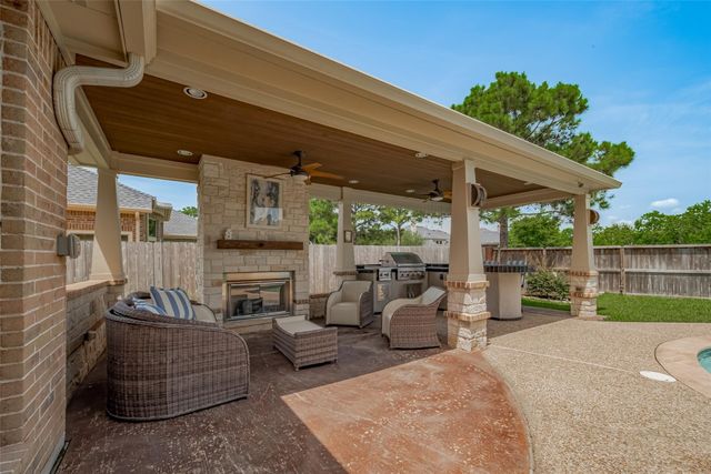 16011 Maple Shores Drive, Houston, TX 77044