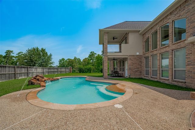 16011 Maple Shores Drive, Houston, TX 77044