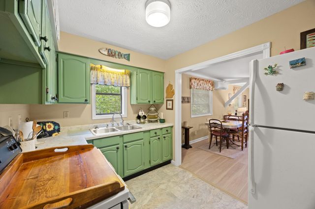 1830 Calk Lake Road, Jeffersonville, KY 40337