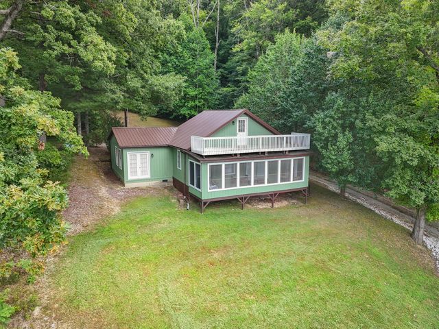 1830 Calk Lake Road, Jeffersonville, KY 40337