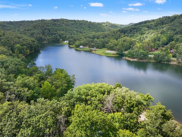 1830 Calk Lake Road, Jeffersonville, KY 40337