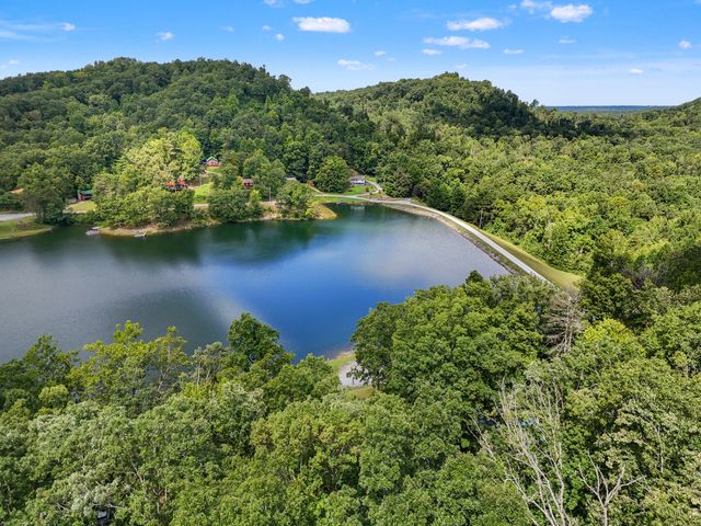 1830 Calk Lake Road, Jeffersonville, KY 40337