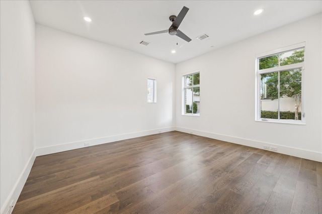 1430 Lake Pointe Parkway, Sugar Land, TX 77478