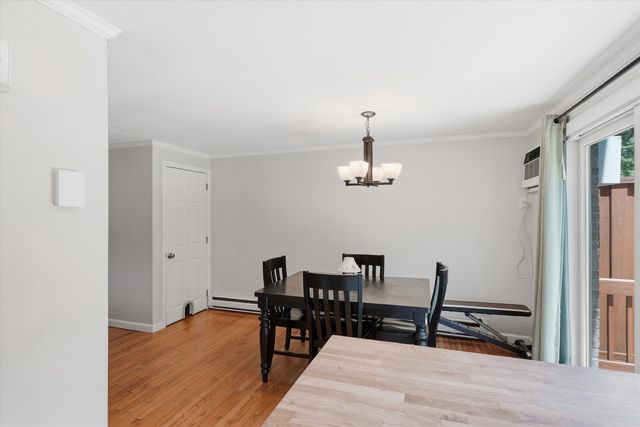 89 Fieldstone Drive, Londonderry, NH 03079