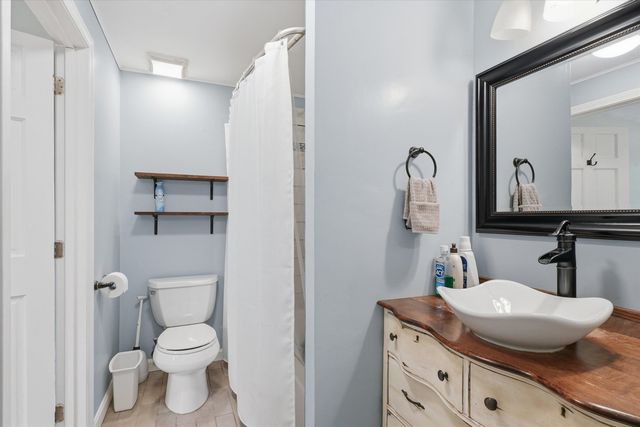 89 Fieldstone Drive, Londonderry, NH 03079