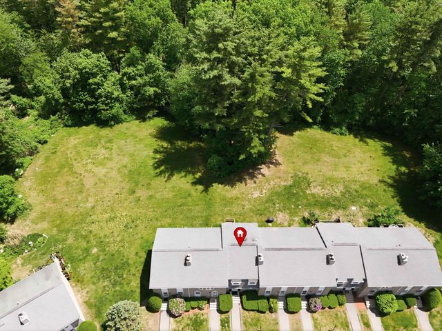 89 Fieldstone Drive, Londonderry, NH 03079