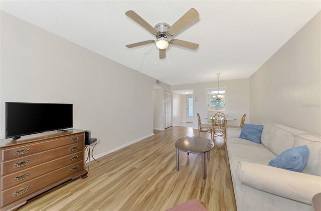 102 CAPRI ISLES BOULEVARD 206, Venice, FL 34292